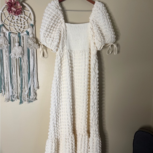 Endless Rose Textured Maxi Dress Ivory Size 1X - Picture 4 of 6